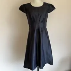 ダークネイビー　フォーマル　半袖　フレア　膝丈　ワンピース