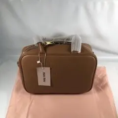2025年最新】MIU MIU レディース ハンドバッグの人気アイテム - メルカリ