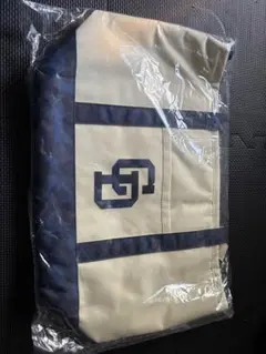 中日ドラゴンズロゴ入り2WAYリバーシブルトートバッグ オフホワイト×ネイビー