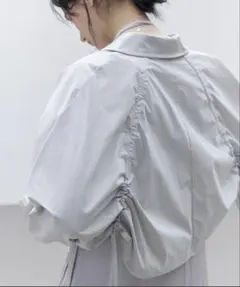 tageechitaタジチタ バックドロスト クロップドシャツジャケット uvのサムネイル