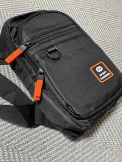 訳あり SPORT FASHION ボディバッグ ブラックのサムネイル