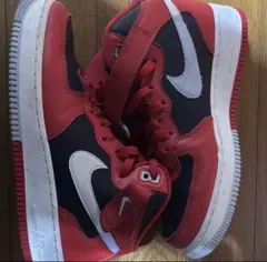 Nike Air ハイカットスニーカー レッド/ブラック