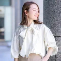 二の腕カバー✨ボリューム袖❣️タイパール ブラウス M フォーマル 