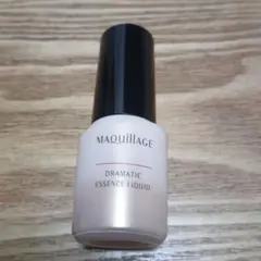 マキアージュ DRAMATIC ESSENCE LIQUID オークル30
