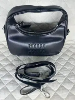 miumiu ショルダーバッグ