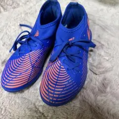 アディダス トレーニング用スパイクシューズ 青/オレンジ