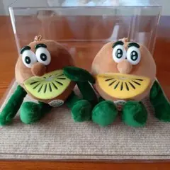 ゼスプリ キウイブラザーズ ぬいぐるみ 小 - メルカリ