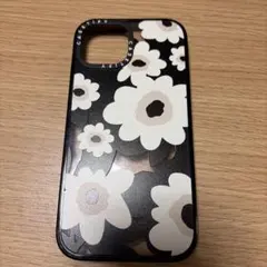 CASETiFY フラワー　iPhone15ケース
