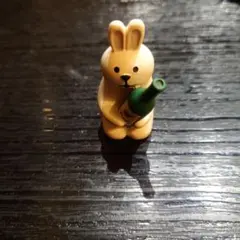 コンコンブル お酌うさぎ 置物