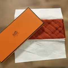 HERMES エルメス タオルハンカチ オレンジ　新品　タグつき　101299Mのサムネイル