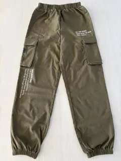 カーゴパンツ キッズ カーキ ロゴ入り 140