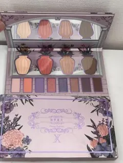 フラワーノーズ　アイシャドウ