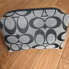 COACH シグネチャー ポーチ ブラックのサムネイル