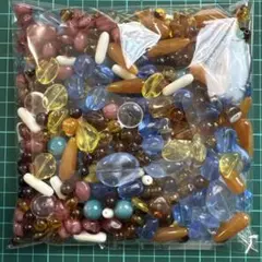 アクリルビーズ300g以上！