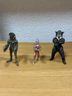 ウルトラマン 怪獣 ソフビ フィギュア 3体セットのサムネイル
