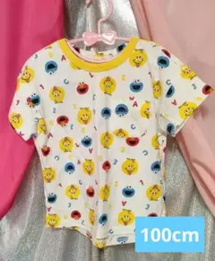 GU セサミストリート柄 半袖Tシャツ 100サイズのサムネイル