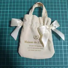 トートバッグ カプセルトイ