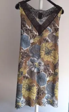 ブージュルードのワンピース、チュニック