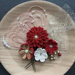 つまみ細工&水引髪飾り⭐︎卒業式✴︎成人式⭐︎No.66⭐︎濃赤&ベージュ系