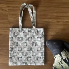 ミナペルホネン lolo ハンドメイド フラットトート グリーン - メルカリ