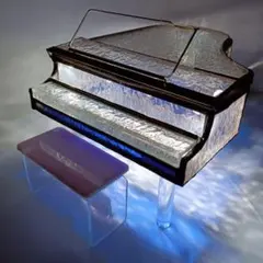 Item thumbnail for item f3cad32f-b7c0-4635-ab06-fdc849463139