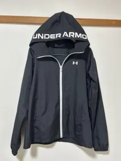 【UNDER ARMOUR】 ブラック ウィンドブレーカーM