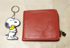 スヌーピー コンパクト本革財布とスヌーピーキーチェーン　新品未使用のサムネイル