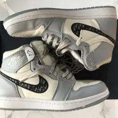 ナイキ×ディオール DIOR AIRJORDAN１ HIGH OG DIORのサムネイル