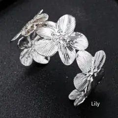 ✨ ヴィンテージ フラワー オープン バングル ブレスレット レトロ シルバー