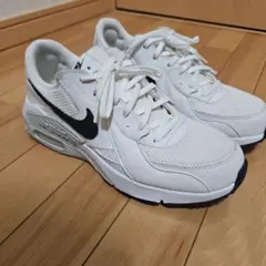 『2/13で出品停止』ナイキエアマックス　ホワイト/ブラック　27cm