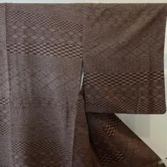769 着物 正絹 小紋 紬 茶色 菱形 青海波 麻の葉 三菱 お洒落