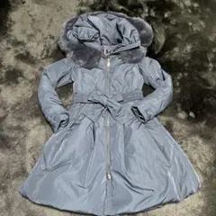 RUIRUEフード付きネイビーのダウンジャケット