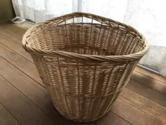 ヴィンテージ　ラタン　バスケット　大きめサイズ