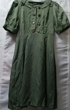 アクシーズファム　軍服風　ミリタリー　ワンピースのサムネイル