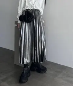 JENASIS グリッタープリーツスカート　シルバーのサムネイル
