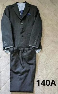 最終値下げ美品 WONDER FACTORY☆140cm フォーマルスーツ