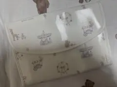 Item thumbnail for item afaa2a32-98a6-4ce4-8681-0857c78622fa