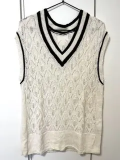 ケーブル編みVネックニットベスト 麻素材