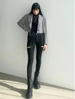 エモダ　サイドカットハイウエストパギンス　ダメージデニムパンツ