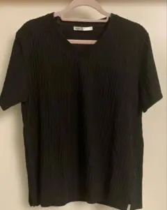 ikka Vネック　Ｔシャツ　黒