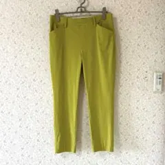 ライムグリーンスラックス スリムフィット
