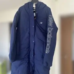New balanceベンチコート