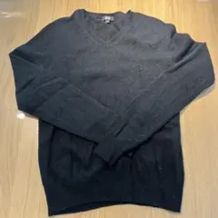 UNIQLO ブラック Vネックセーター S