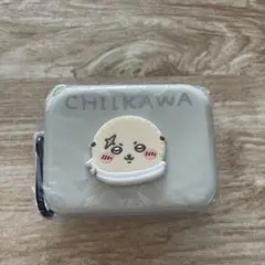 ちいかわ　ミニシリコンポーチ　(ラッコ)
