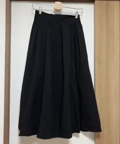 VIS【洗える】サッカータックフレアースカート　黒 完売品のサムネイル