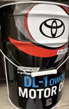 トヨタ純正 DL-1 0W-30 エンジンオイルのサムネイル