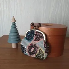 Item thumbnail for item 056d1c7e-117a-4076-8f3f-777312b00fc8