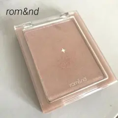 rom&nd ロムアンド ハイライト パウダー 02のサムネイル