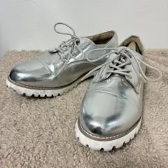 ✨メタリックシルバーシューズ✨幅広　タンクソール　23㎝　オックスフォード