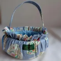 Item thumbnail for item dd7106fc-dd01-4bf9-b554-d3942ab5d943